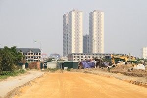 HoREA cho rằng, giữ lại phương pháp thặng dư là cần thiết để hỗ trợ nhà đầu tư trong việc "đánh thức" các vùng đất mới. Ảnh: Bình Minh.