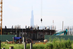 Phân khúc nhà liền thổ tại TP.HCM đang gặp nhiều khó khăn. Ảnh: Bình Minh.