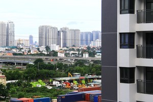 TP.HCM vẫn đói cung căn hộ mới. Ảnh: Bình Minh.