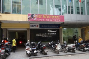 Đại hội cổ đông Vinexad: nóng chuyện xin bán đất vàng số 9 Đinh Lễ