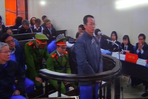 Bị cáo Lý Xuân Hải (ảnh chụp qua màn hình)