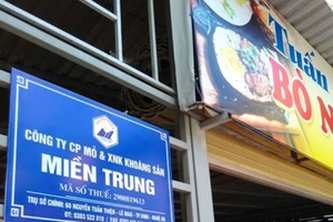 Cổ đông nói "bị lừa" và mất tiền "cay đắng", đại hội của MTM bất thành