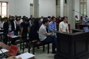 Các bị cáo tại tòa