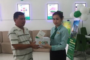 OCB khai trương phòng giao dịch Hóc Môn