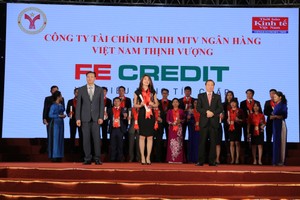 FE Credit nhận giải thương hiệu mạnh Việt Nam