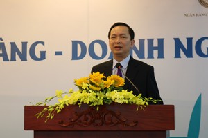 Phó thống đốc NHNN Đào Minh Tú phát biểu tại Hội thảo.