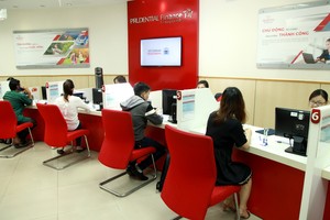 Vay tín chấp tại Công ty Tài chính Prudential Việt Nam được nhận quà
