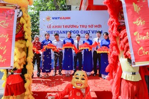 Vietbank khai trương trụ sở mới phòng giao dịch Chợ Vinh