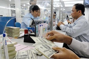 Ngân hàng tăng cường kiểm tra các quầy thu đổi ngoại tệ