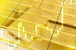 Các ngân hàng trung ương thế giới liên tục mua vàng, hành động ứng phó khủng hoảng nợ?