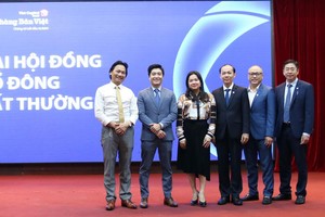 HĐQT Ngân hàng Bản Việt nhiệm kỳ 2020 -  2025 ra mắt đại hội đồng cổ đông