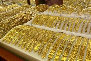 NHNN TP.HCM khuyến cáo doanh nghiệp thực hiện đúng quy định trong kinh doanh, mua bán vàng