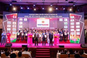 Vietbank đạt top 10 dịch vụ chất lượng vàng vì quyền lợi người tiêu dùng