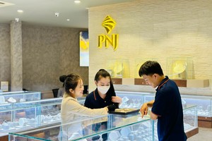 Nhu cầu vàng nguyên liệu 20 tấn mỗi năm, doanh nghiệp nữ trang vẫn không được nhập