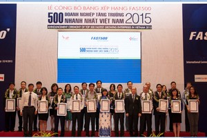 Lễ công bố bảng xếp hạng FAST500 năm 2015