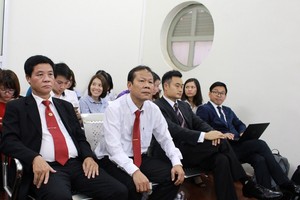 Đại diện Vinasun và Grab tại tòa