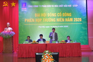 Đoàn Chủ tịch điều hành phiên họp