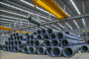 Khó lường với cổ phiếu thép, đạm