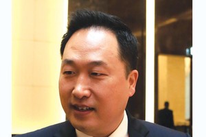 Ông Hong Sun, Tổng thư ký Phòng Thương mại Hàn Quốc tại Việt Nam 