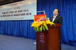 Phó Thủ tướng Hoàng Trung Hải phát biểu chỉ đạo tại Hội nghị tổng kết công tác năm 2015 và triển khai kế hoạch năm 2016 của Tập đoàn Điện lực Việt Nam (EVN).