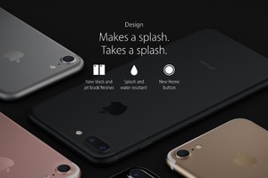 Thiết kế chống nước lần đầu tiên xuất hiện trên iPhone.