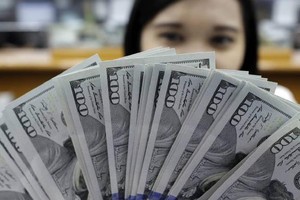 Sáng 28/11, vàng tăng gần 200.000 đồng/lượng, tỷ giá USD đã hạ nhiệt