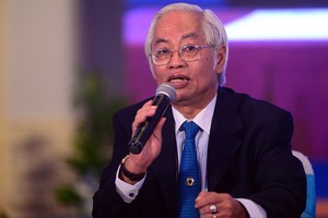 Ông Trần Phương Bình tại lễ ra mắt hệ thống Auto Banking sáng 2/6/2015 (Ảnh: Tuổi trẻ)