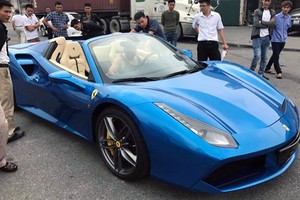 "Siêu ngựa" 488 Spider xuất hiện tại Hà Nội.