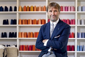 Nhân viên 'sướng như tiên' của đế chế thời trang Brunello Cucinell