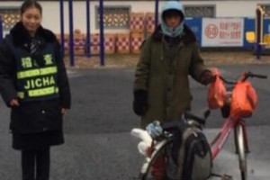 Người đàn ông Trung Quốc đạp xe về quê ăn Tết nhưng bị đi lạc đường 500 km. Ảnh: Shanghaiist