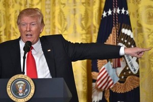 Tổng thống Mỹ Donald Trump trong cuộc họp báo hôm 16/2. Ảnh: AFP