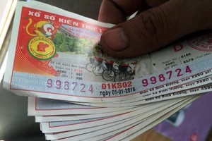 Khách hàng phía Nam chi gần 3 tỷ USD mua vé số năm 2016
