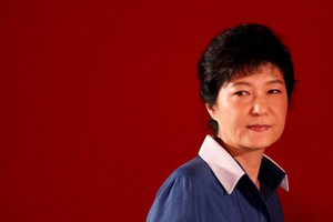 Bà Park Geun-hye bị phế truất sau phán quyết của Tòa án Hiến pháp. Ảnh: Reuters