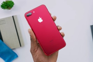 iPhone 7 màu đỏ về trong tháng 4, giá từ 21,7 triệu đồng