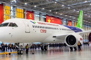 Máy bay 'Made in China' đã sẵn sàng cất cánh