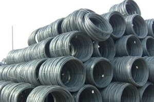 Thép dây dạng cuộn của Việt Nam đang bị một công ty Australia cáo buộc bán phá giá 30,6%. Ảnh: Ekorder