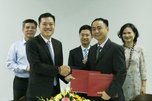 VNDIRECT và Home Direct ký kết hợp tác “Giới thiệu Dịch vụ Bảo hiểm Trực tuyến”