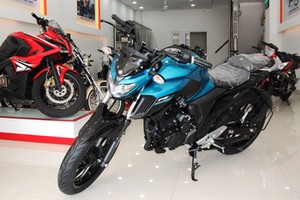 Yamaha FZ25 2017, nakedbike mới đầu tiên về Việt Nam.