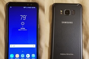 Ảnh được cho là Galaxy S8 Active.
