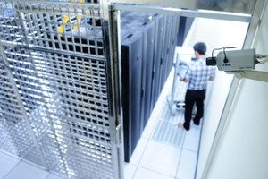 Doanh nghiệp cung cấp dịch vụ hạ tầng cho rằng quy định phải nộp 1,5% doanh thu cho quỹ viễn thông công ích không còn phù hợp. Ảnh minh họa.