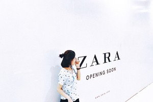 Những tín đồ của thương hiệu Zara sẽ được mua hàng trực tiếp tại Hà Nội từ trưa ngày 9/11 tới đây. Ảnh minh họa: Quang Thắng.
