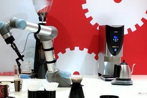 Robot nhộn nhịp đến Việt Nam chào hàng
