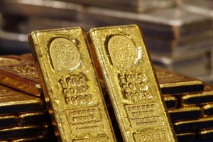 Giá vàng hôm nay (10/1): Điều chỉnh nhẹ