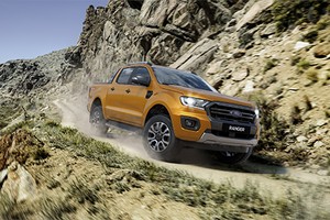 Ranger Wildtrak 2.0 Bi-Turbo thay thế bản 3.2 Wiltrak trước đây. Ảnh: Ford.