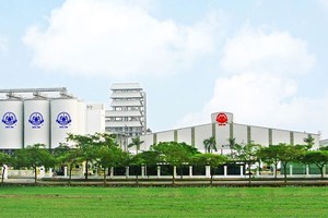 Chủ thương hiệu Vodka Hà Nội trượt dài trong thua lỗ