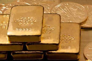 Giá vàng hôm nay ngày 18/12: Giá vàng trong nước tăng mạnh 150.000 đồng/lượng