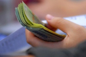 Xung đột trong quyền xử lý tài sản đảm bảo thường diễn ra khi cùng một tài sản nhưng được sử dụng để đảm bảo cho nhiều khoản vay.