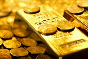 Giá vàng hôm nay ngày 21/6: Trong nước tăng thêm gần 500.000 đồng/lượng
