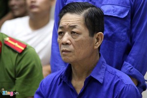 Nguyễn Kim Hưng tại phiên tòa sơ thẩm. Ảnh: Hồng Đăng.