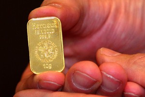 Giá vàng hôm nay ngày 12/12: Giá vàng tăng mạnh trở lại 100.000 đồng/lượng
